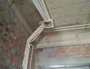 Một số lưu ý khi đi dây điện âm tường trong các công trình